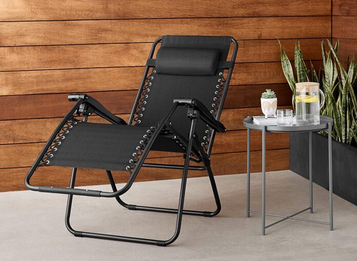 Chair with no gravity