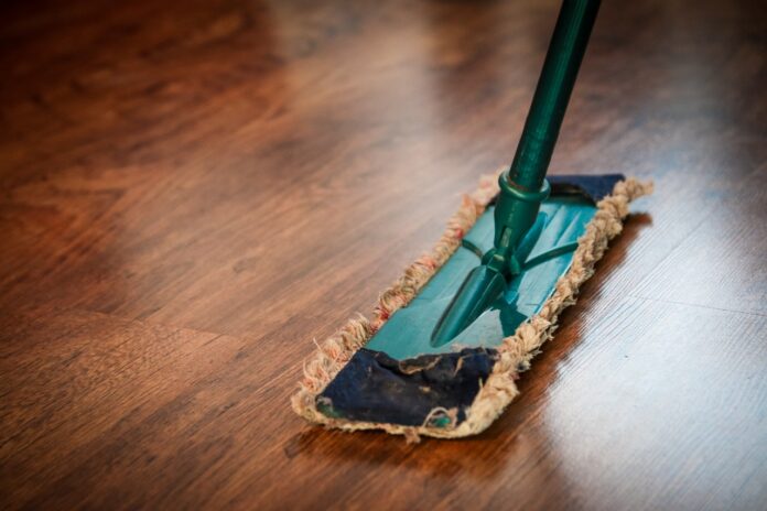 Cleaning Laminate Flooring