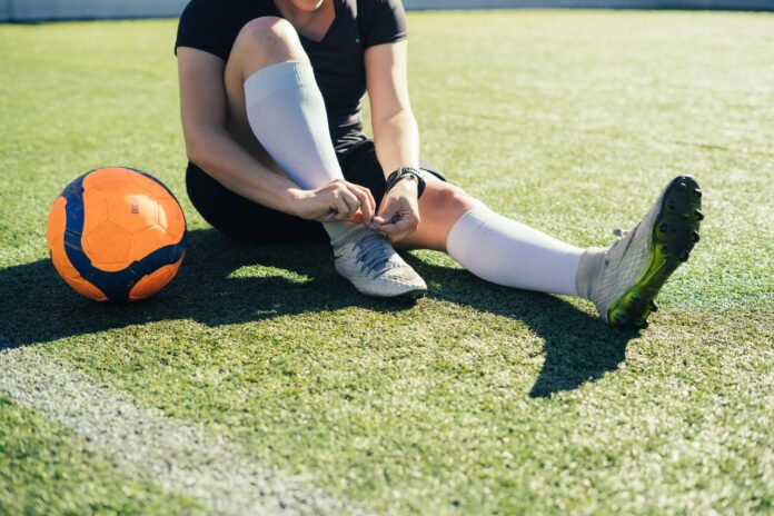 flat footed football boots