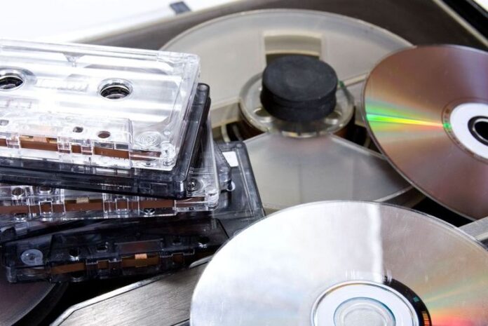 CD DVD AUDIO TAPE