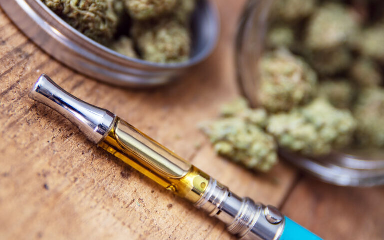 A Beginner’s Guide to Buying CBD Products in 2022