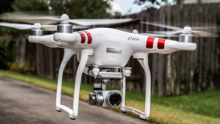 DJI Phantom 3 Standard Quadcopter Drone Review