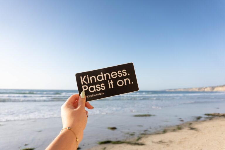 How Acts of Kindness Improve Mental Health