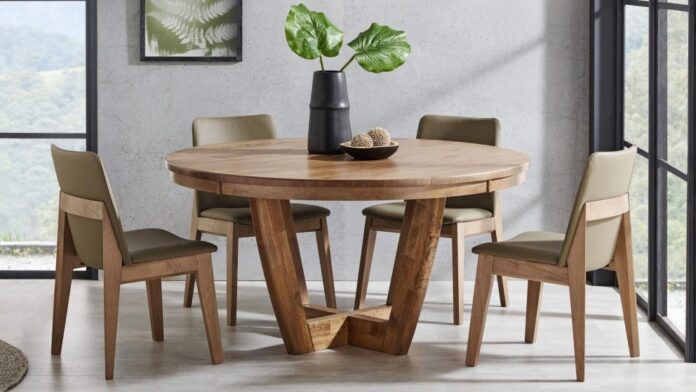 7 Reasons Why Round Dining Tables Are, Are Round Tables Better Than Rectangular