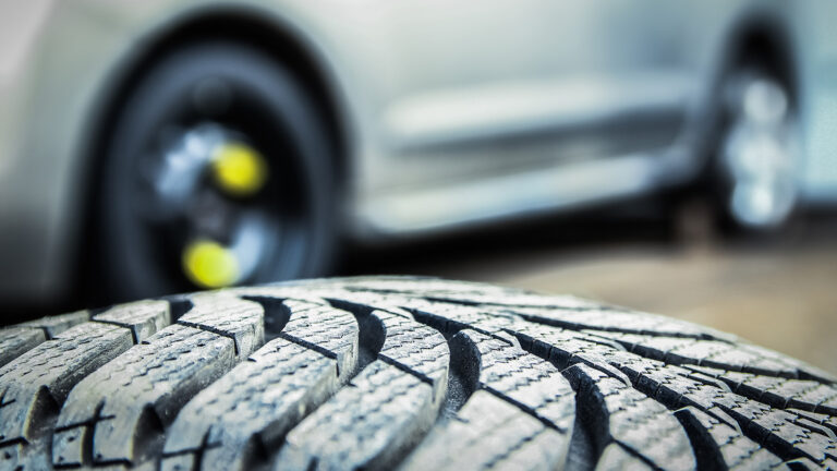 5 Things You Want to See from Your Tire and Auto Center