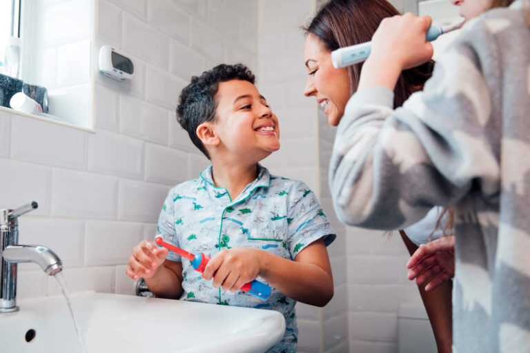 What Type of Toothbrush Is Best for Your Kids? 7 Tips for Choosing