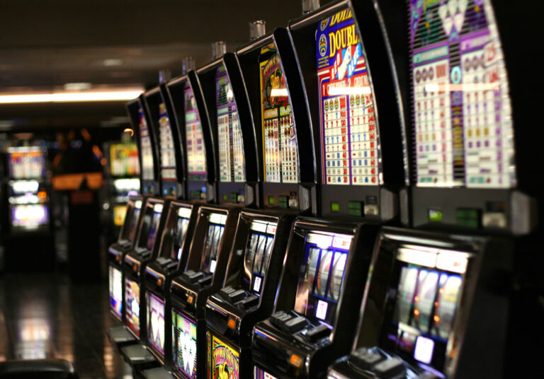The Psychology of Slot Machines: How They Keep You Playing